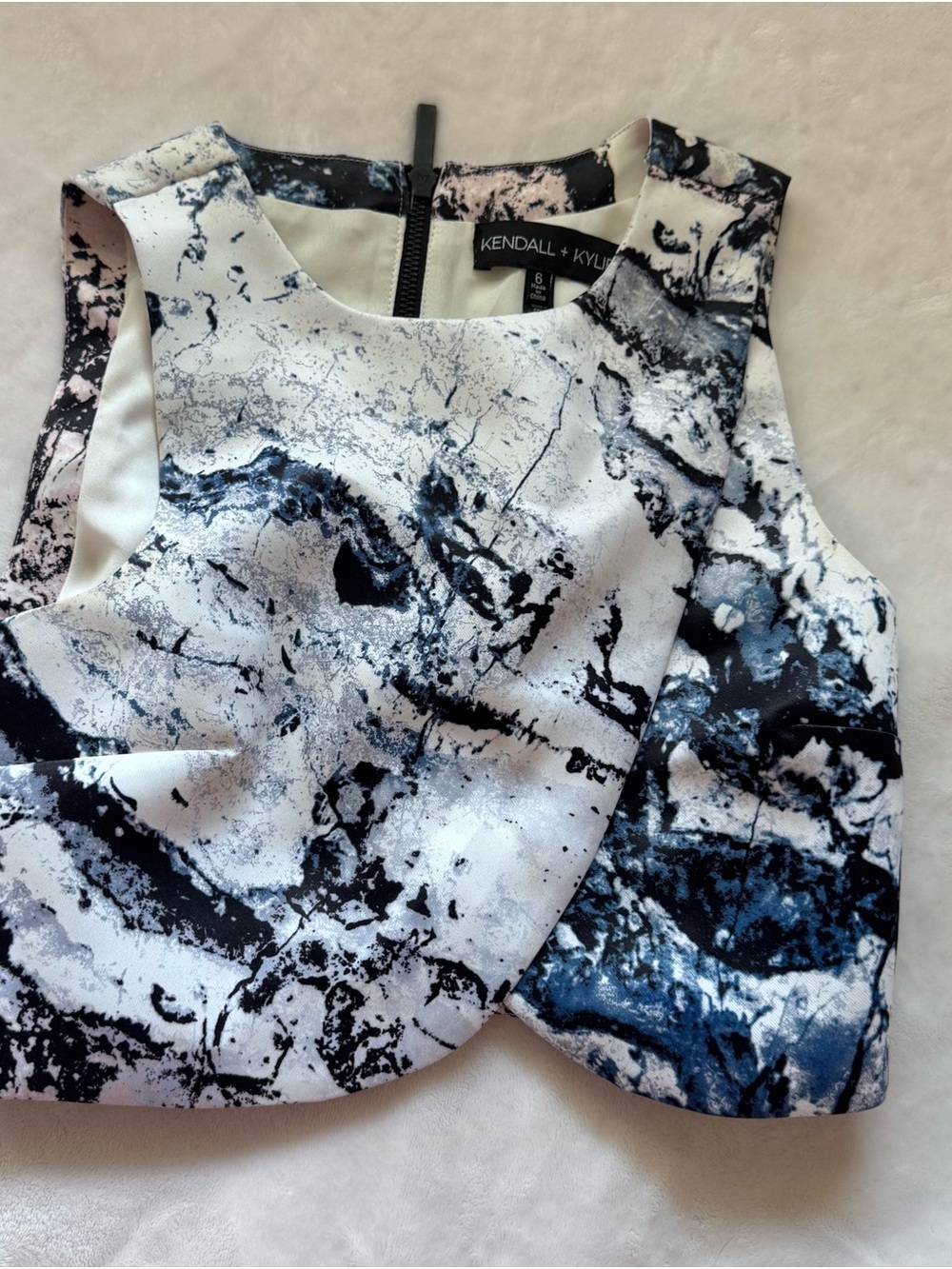 Kendall & Kylie Black and White Marble Two-Piece Set - Picture 7 of 11